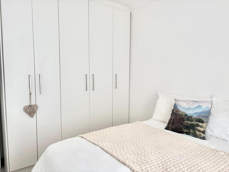 3 Bedroom Property for Sale in Laaiplek Western Cape